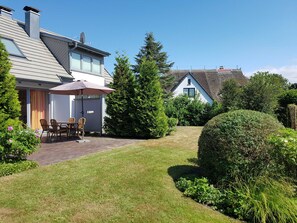 Outdoor dining - Fleiderbusch - fireplace - pets - only 750 m beach - Accommodation Fleiderbusch, (Börgerende-Rethwisch)