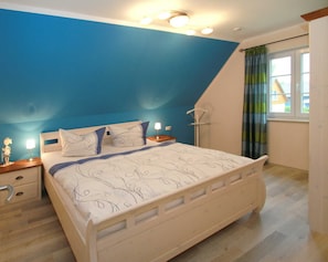 3 Schlafzimmer, Reisekinderbett, WLAN