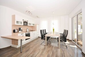 Imagen sin descripción, 5 de 17, botón