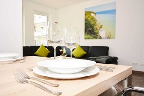 Unclassified image, 4 of 17, button