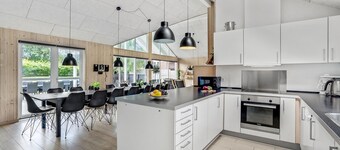 7 bedroom cozy home in Sydals