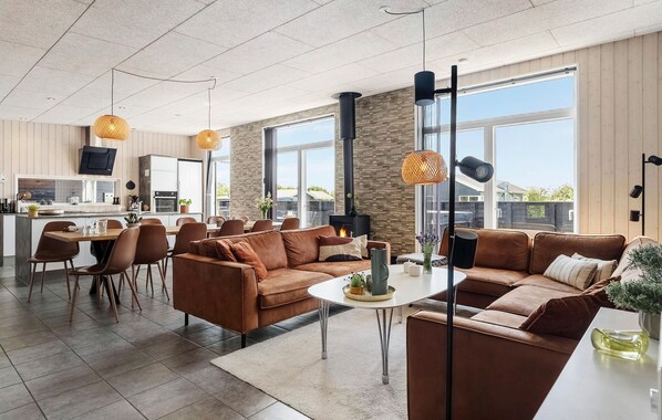 TV, fireplace, table football, ping pong