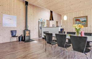 Dining - Gorgeous home in Bogense with WiFi (Bogense)