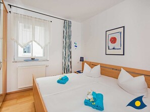 1 bedroom, WiFi, bed sheets