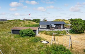 Exterior - Stunning home in Oksbøl with WiFi (Oksbøl)