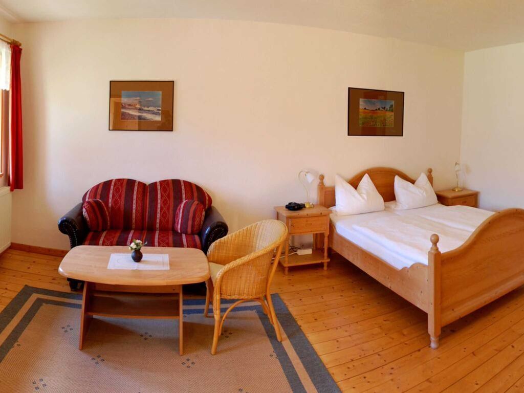 2 habitaciones y cuna de viaje 