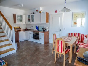 Fridge, oven