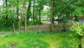 Property grounds - Apartment upper floor - Ferienunterkünfte Karlchen (Korswandt)