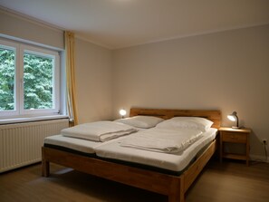 Unclassified image, 3 of 28, button - Apartment upper floor - Ferienunterkünfte Karlchen (Korswandt)