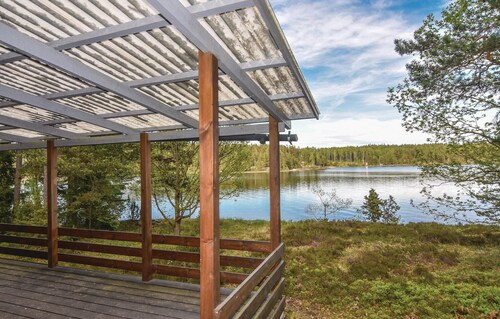Beautiful home in ånimskog with WiFi