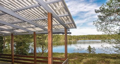 Beautiful home in ånimskog with WiFi