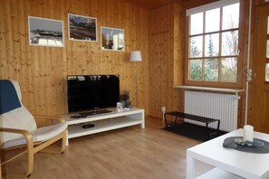 Unclassified image, 4 of 17, button - House little pearl - cottage small pearl (Graal-Müritz)