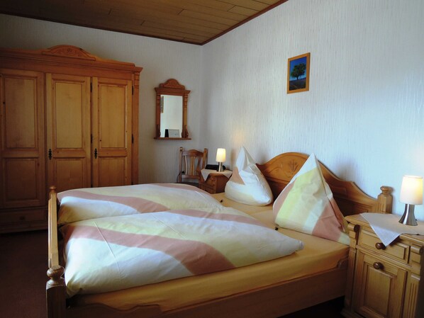 Unclassified image, 1 of 18, button