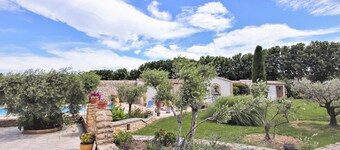 Vackert hem i Lancon de Provence