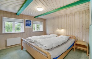 6 Schlafzimmer, Reisekinderbett, kostenloses WLAN