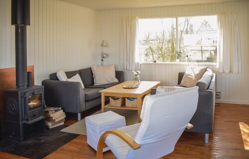 2 bedroom pet friendly home in Bogense