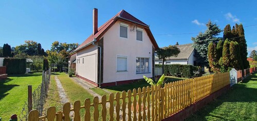 Holiday apartment near the beach with air conditioning