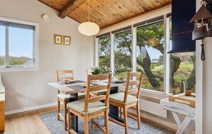 Dining - 1 bedroom amazing home in Fanø (Fanø)