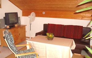 TV, stereo