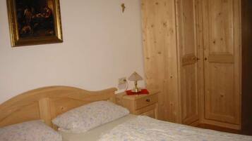 1 Schlafzimmer, Zimmersafe, Reisekinderbett, WLAN