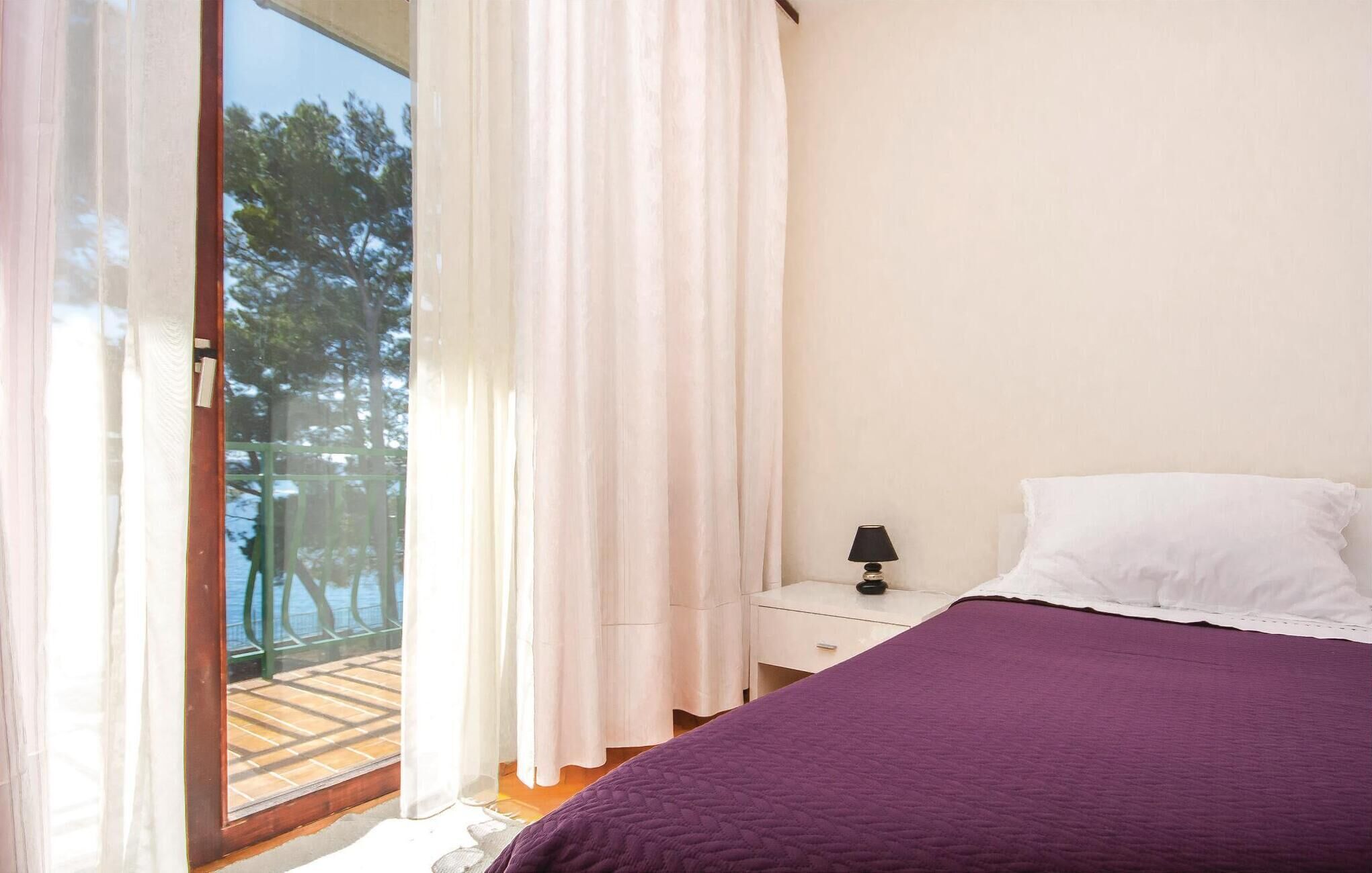 3 makuuhuonetta, ilmainen Wi-Fi, vuodevaatteet