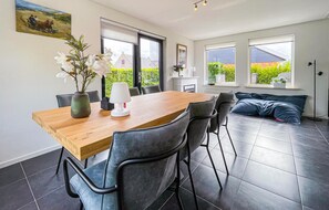 تناول ا لطعام