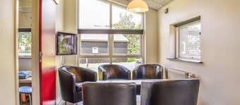 2 bedroom beautiful home in Spjald