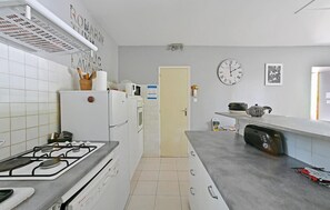 Liesi, astianpesukone, kahvin-/teenkeitin