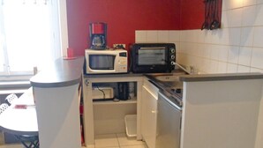 Unclassified image, 3 of 19, button - Gorgeous apartment in Vildé-la-Marine (Vildé-la-Marine)