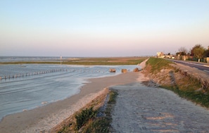 Beach nearby, fishing
