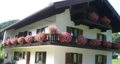 Ferienwohnung 1 - Ferienwohnungen Sepp Bernrieder