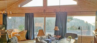 Nice home in Lindesnes with sauna