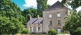 Beautiful apartment in Baccon with WiFi