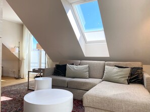 Imagen sin descripción, 2 de 27, botón