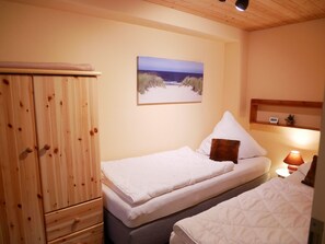 Unclassified image, 2 of 19, button