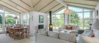 3 bedroom amazing home in Knebel