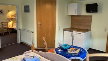 2 Schlafzimmer, Bügeleisen/Bügelbrett, Reisekinderbett, WLAN