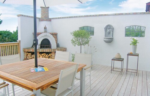 Nice home in Beddingestrand with sauna