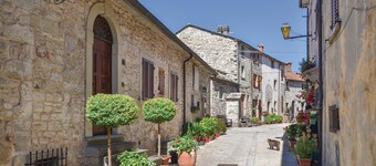3 bedroom awesome home in Sestino AR