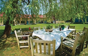 Buiten dineren