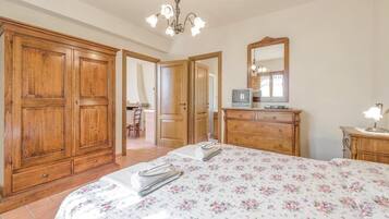 1 Schlafzimmer, Reisekinderbett, Internetzugang