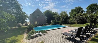 Vakantiehuis met zwembad en uitzicht op het Balatonmeer