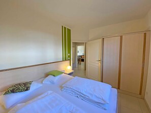 2 bedrooms, WiFi - Villa Antje Whg. 01 with terrace - A: Villa Antje Whg. 01 with terrace (Göhren)