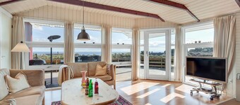 Stunning home in Sjølund with kitchen