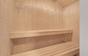 Sauna - Stunning home in Sjølund with kitchen (Sjølund)