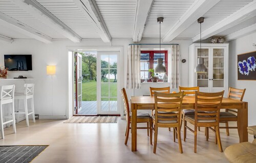 1 bedroom pet friendly home in Præstø