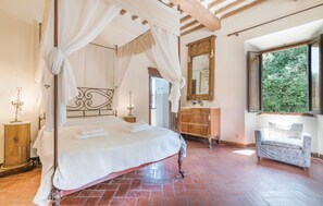 2 makuuhuonetta, vauvan matkasänky, ilmainen Wi-Fi, vuodevaatteet