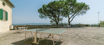 Precioso apartamento en Monte San Savino AR con casa con vista panorámica