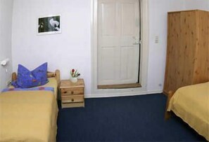 2 chambres, lit parapluie