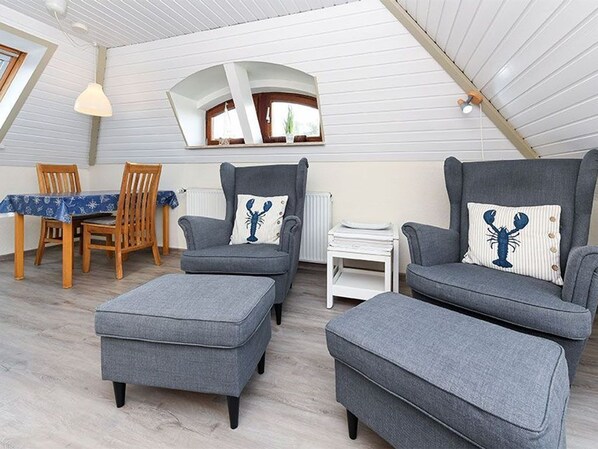 Unclassified image, 1 of 23, button